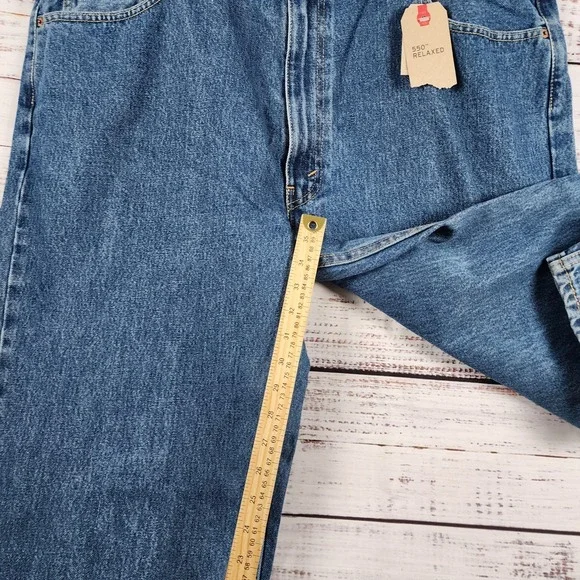Levis 550 Jeans Mens 44x36 Blue Relaxed Fit Tapered Leg Big & Tall Medium Wash - Picture 8 of 9